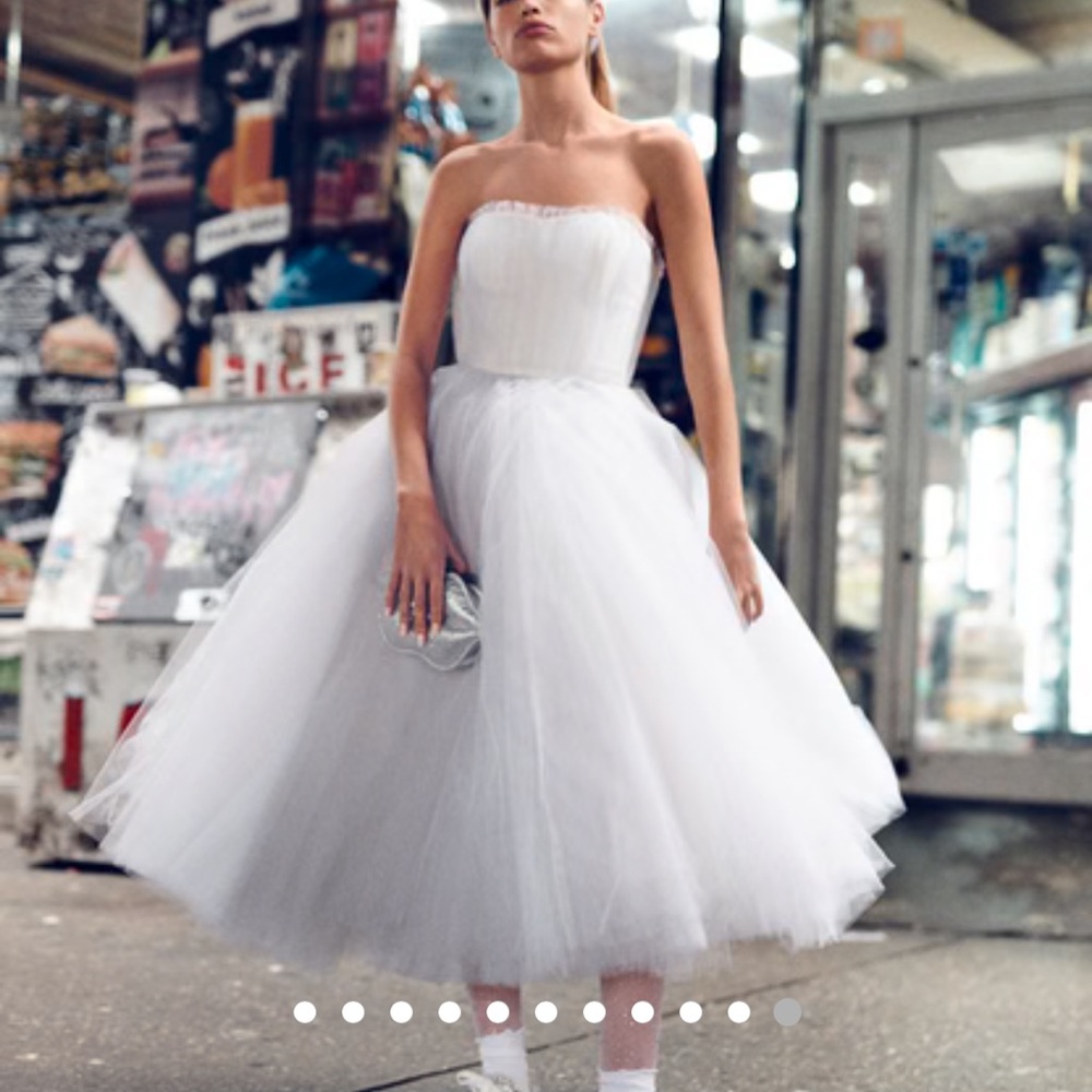 NWT Betsey Johnson White Tulle Wedding Dress (Large)